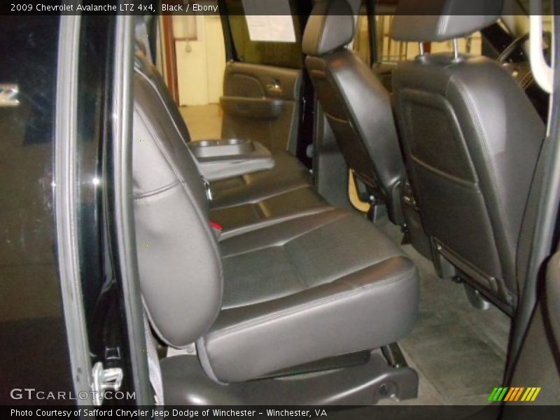 Black / Ebony 2009 Chevrolet Avalanche LTZ 4x4