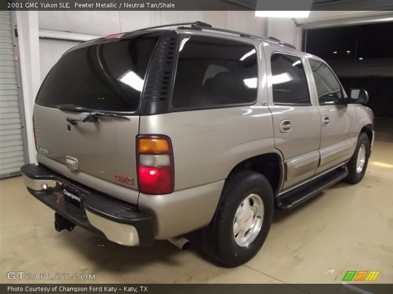 Pewter Metallic / Neutral Tan/Shale 2001 GMC Yukon SLE