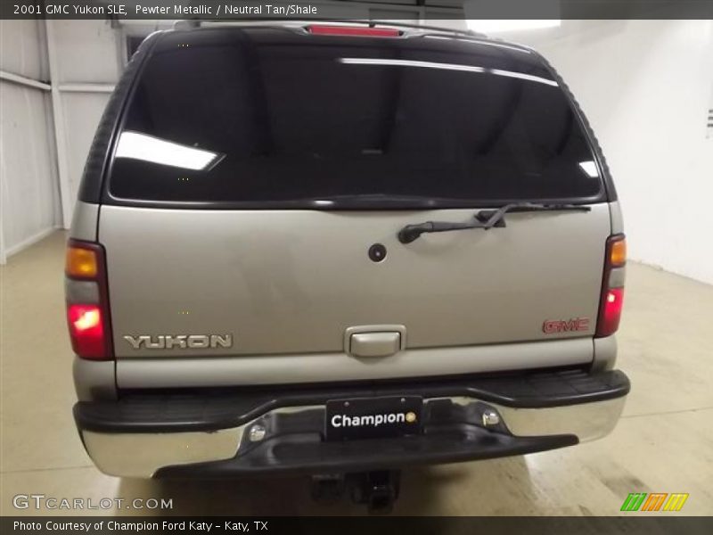 Pewter Metallic / Neutral Tan/Shale 2001 GMC Yukon SLE