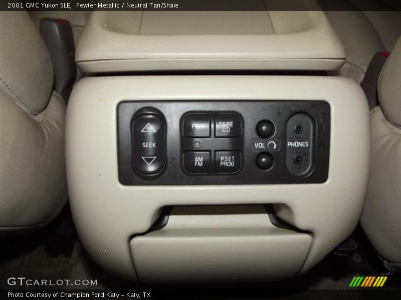Pewter Metallic / Neutral Tan/Shale 2001 GMC Yukon SLE