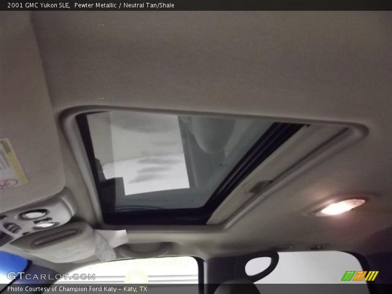 Pewter Metallic / Neutral Tan/Shale 2001 GMC Yukon SLE