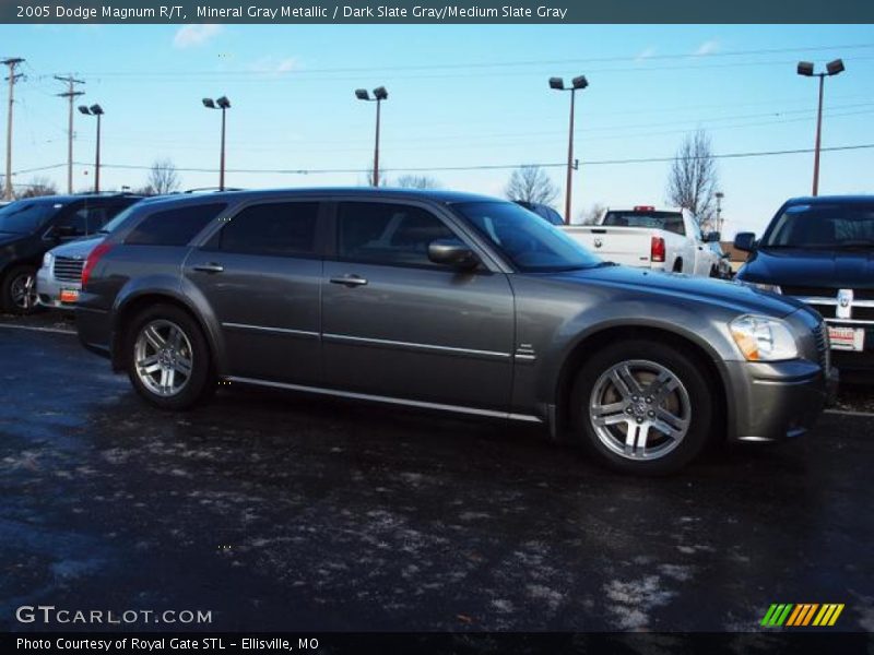 Mineral Gray Metallic / Dark Slate Gray/Medium Slate Gray 2005 Dodge Magnum R/T