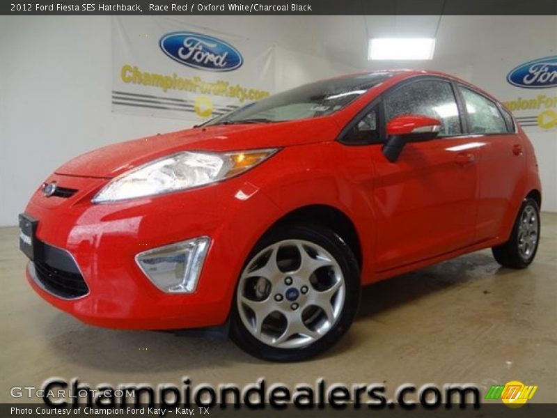 Race Red / Oxford White/Charcoal Black 2012 Ford Fiesta SES Hatchback