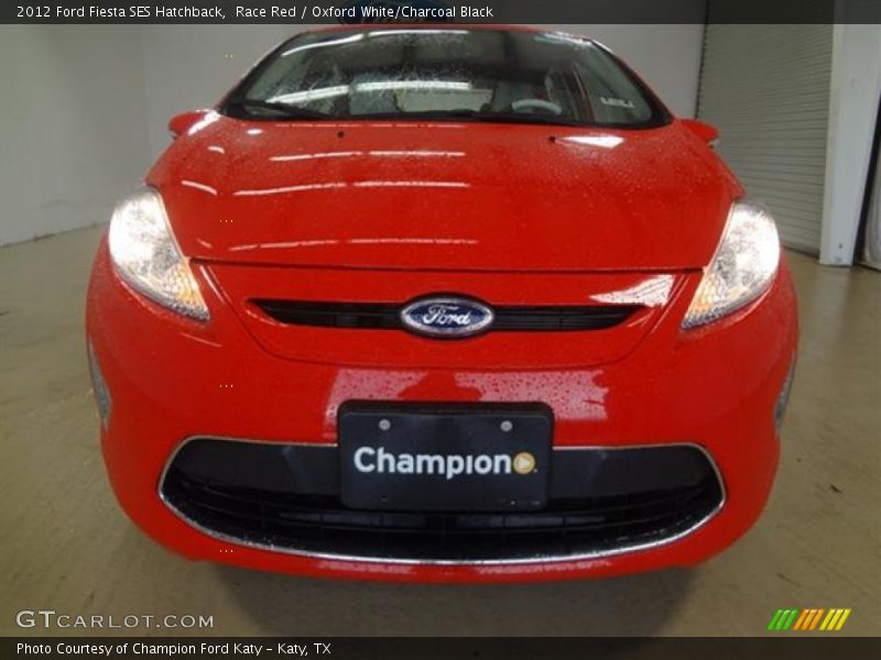 Race Red / Oxford White/Charcoal Black 2012 Ford Fiesta SES Hatchback