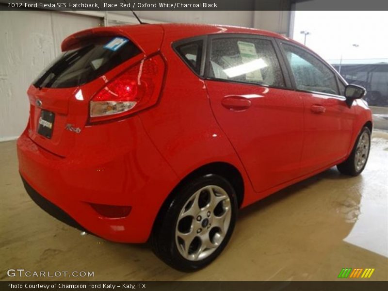 Race Red / Oxford White/Charcoal Black 2012 Ford Fiesta SES Hatchback