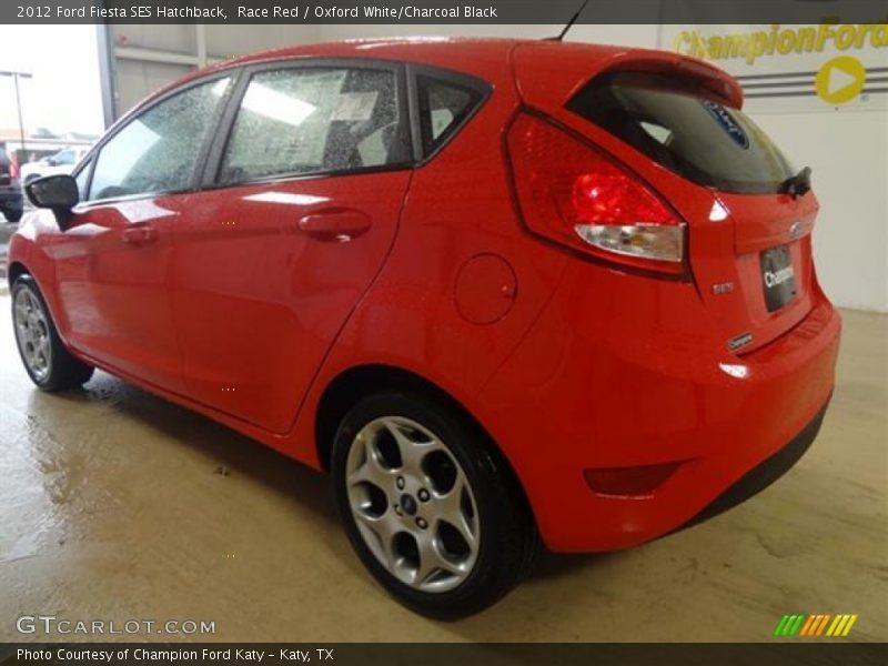Race Red / Oxford White/Charcoal Black 2012 Ford Fiesta SES Hatchback