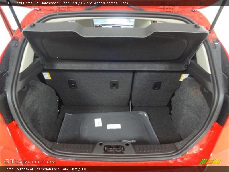 Race Red / Oxford White/Charcoal Black 2012 Ford Fiesta SES Hatchback
