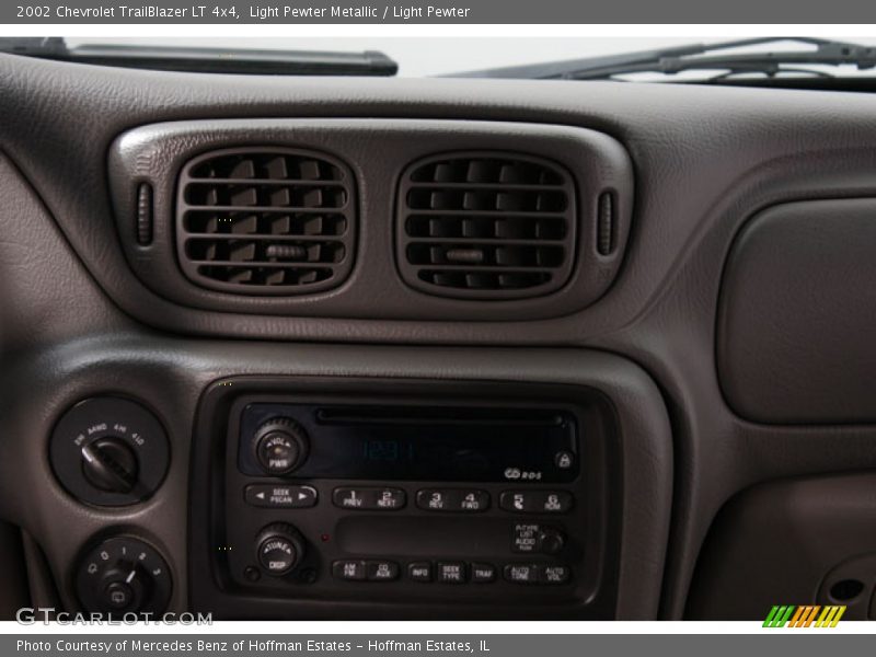 Light Pewter Metallic / Light Pewter 2002 Chevrolet TrailBlazer LT 4x4