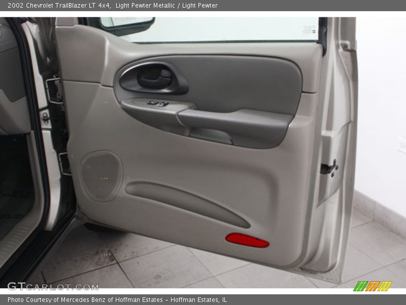 Light Pewter Metallic / Light Pewter 2002 Chevrolet TrailBlazer LT 4x4
