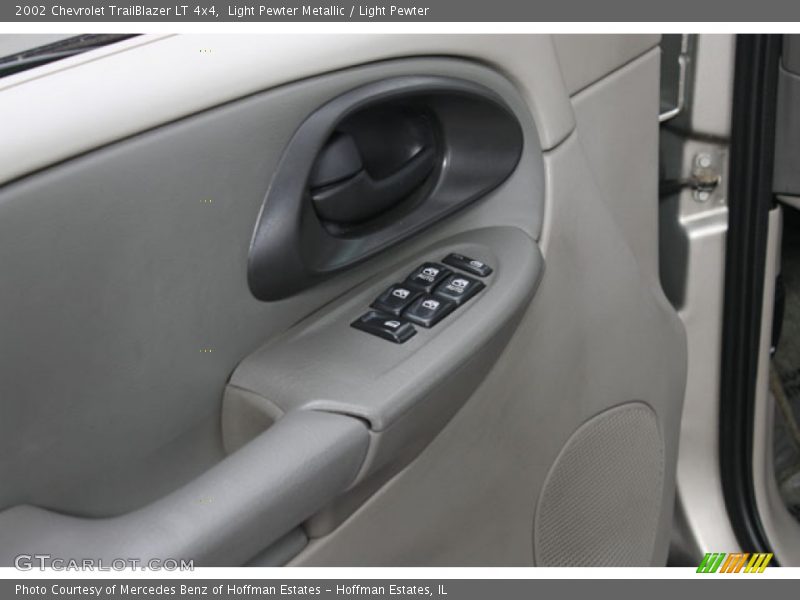 Light Pewter Metallic / Light Pewter 2002 Chevrolet TrailBlazer LT 4x4