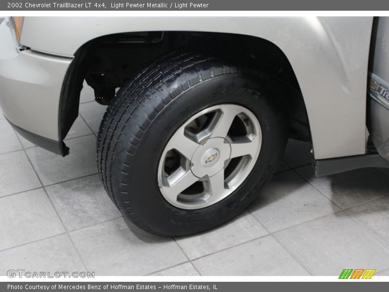 Light Pewter Metallic / Light Pewter 2002 Chevrolet TrailBlazer LT 4x4