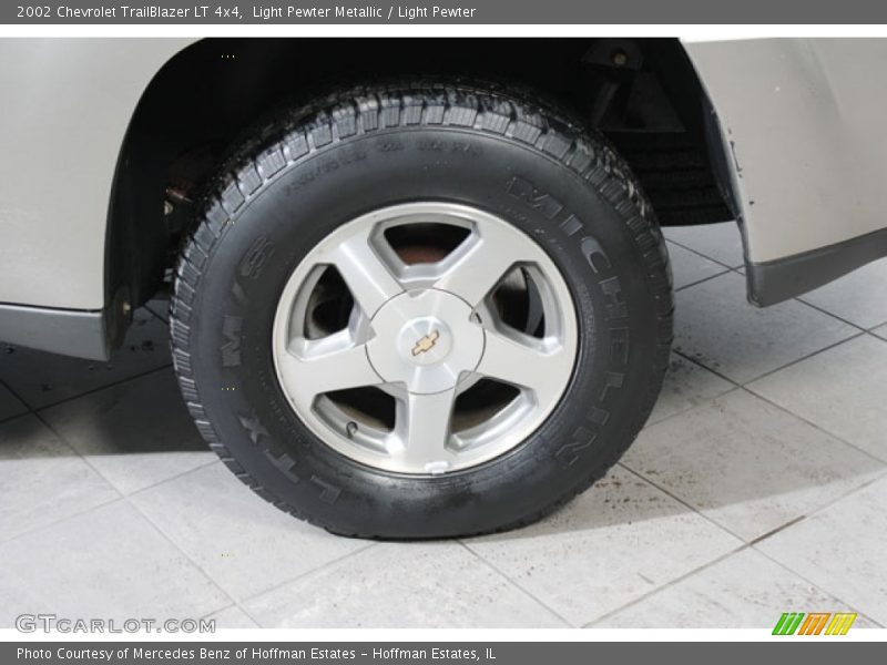Light Pewter Metallic / Light Pewter 2002 Chevrolet TrailBlazer LT 4x4