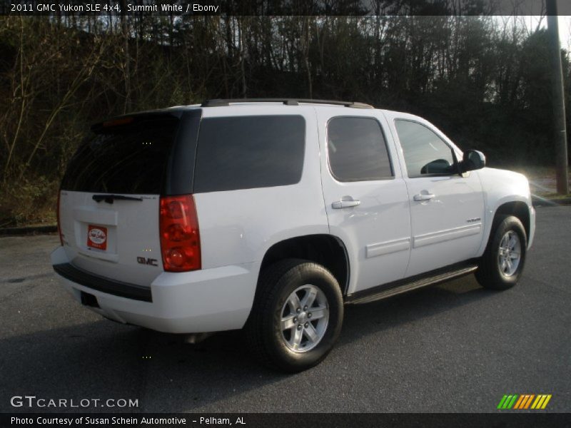 Summit White / Ebony 2011 GMC Yukon SLE 4x4