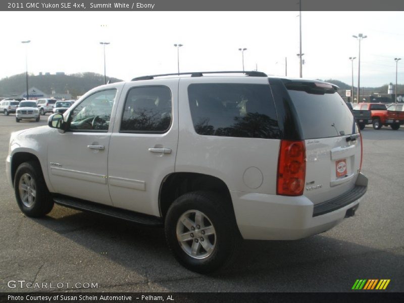 Summit White / Ebony 2011 GMC Yukon SLE 4x4