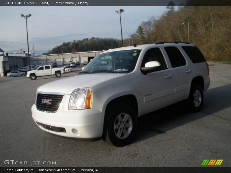 Summit White / Ebony 2011 GMC Yukon SLE 4x4