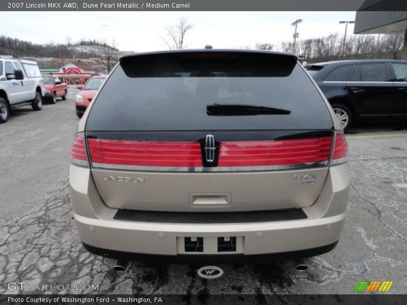 Dune Pearl Metallic / Medium Camel 2007 Lincoln MKX AWD