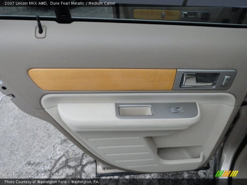 Dune Pearl Metallic / Medium Camel 2007 Lincoln MKX AWD