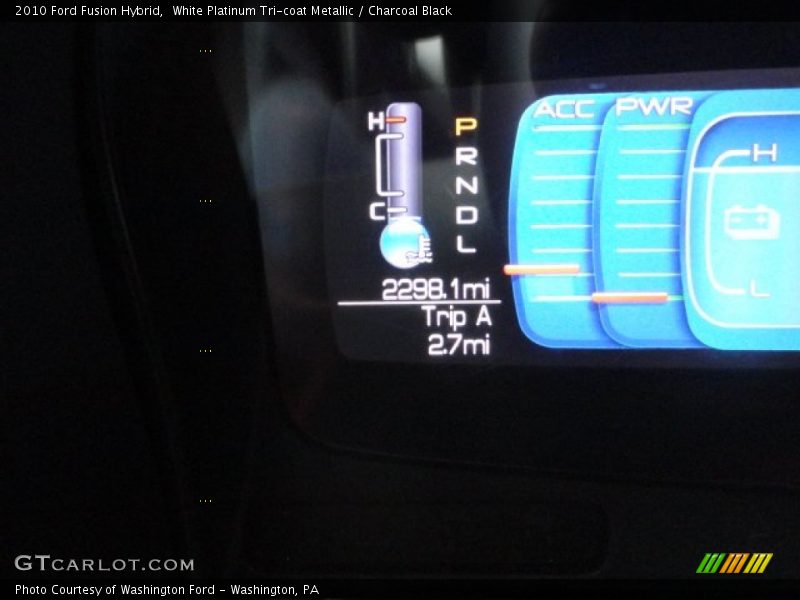 White Platinum Tri-coat Metallic / Charcoal Black 2010 Ford Fusion Hybrid
