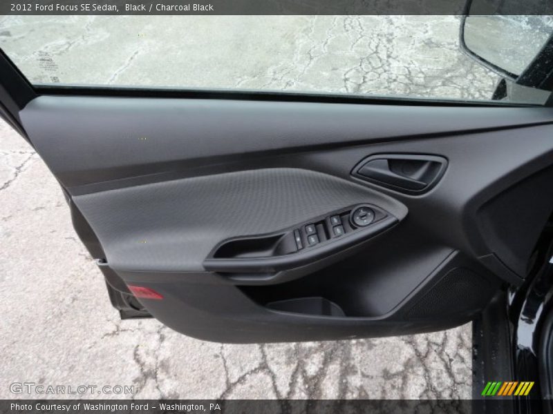 Black / Charcoal Black 2012 Ford Focus SE Sedan