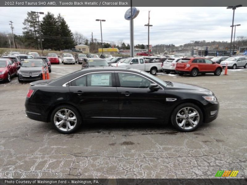 Tuxedo Black Metallic / Charcoal Black 2012 Ford Taurus SHO AWD