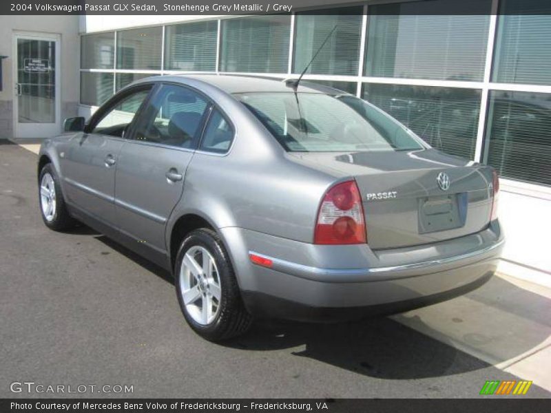 Stonehenge Grey Metallic / Grey 2004 Volkswagen Passat GLX Sedan
