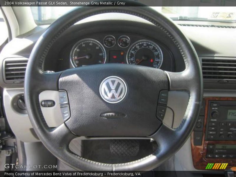 Stonehenge Grey Metallic / Grey 2004 Volkswagen Passat GLX Sedan