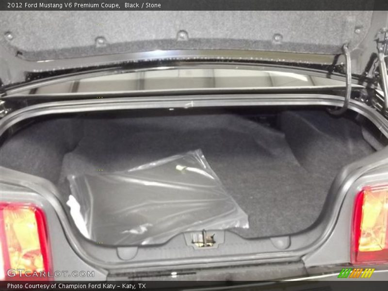  2012 Mustang V6 Premium Coupe Trunk