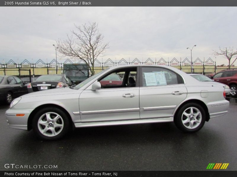 Bright Silver / Black 2005 Hyundai Sonata GLS V6
