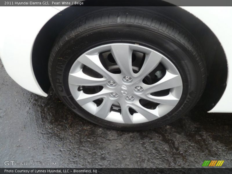 Pearl White / Beige 2011 Hyundai Elantra GLS