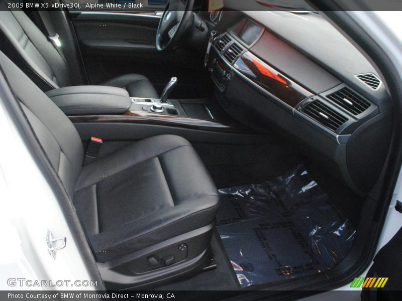 Alpine White / Black 2009 BMW X5 xDrive30i