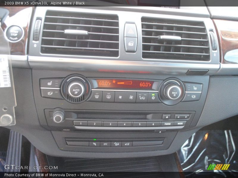 Alpine White / Black 2009 BMW X5 xDrive30i