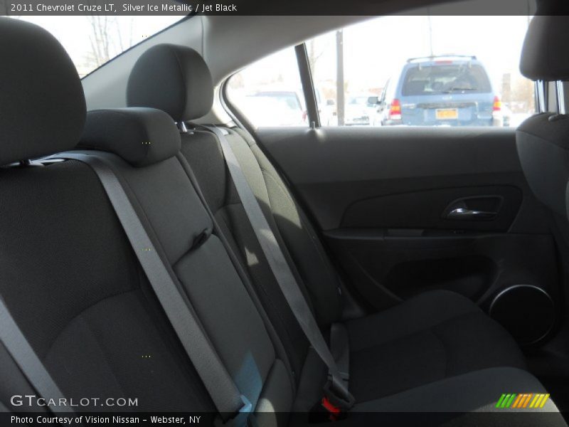 Silver Ice Metallic / Jet Black 2011 Chevrolet Cruze LT