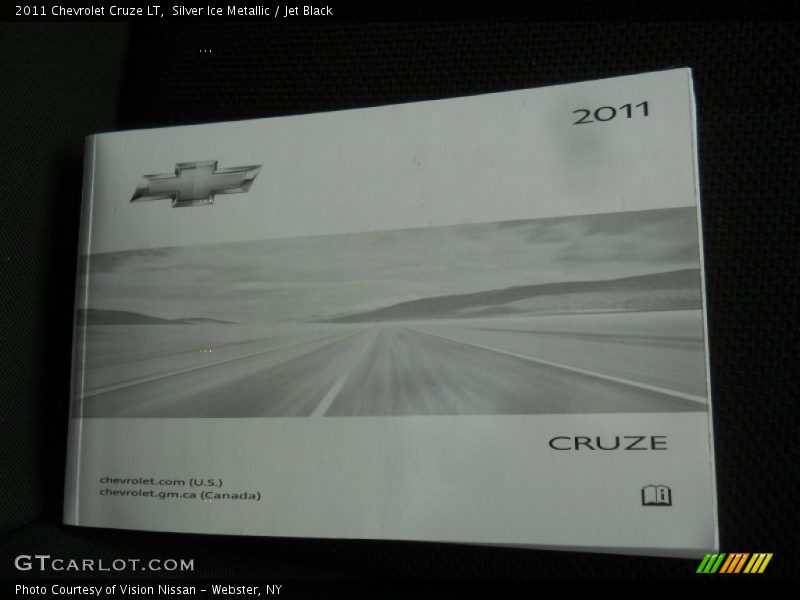 Silver Ice Metallic / Jet Black 2011 Chevrolet Cruze LT