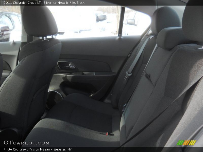 Silver Ice Metallic / Jet Black 2011 Chevrolet Cruze LT