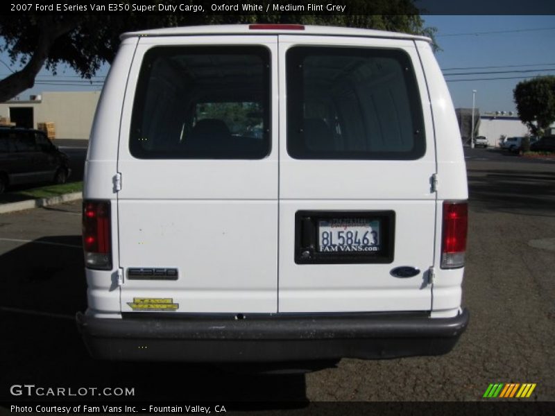 Oxford White / Medium Flint Grey 2007 Ford E Series Van E350 Super Duty Cargo