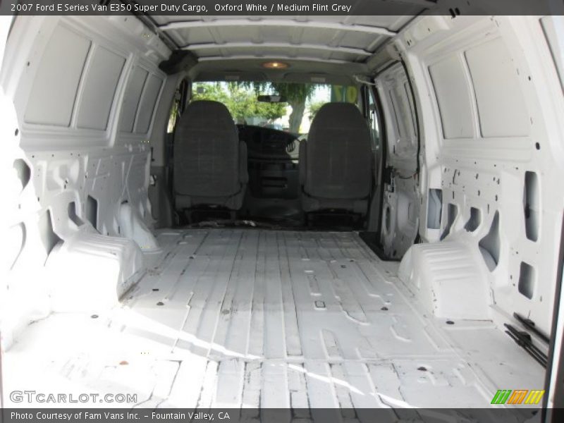  2007 E Series Van E350 Super Duty Cargo Trunk
