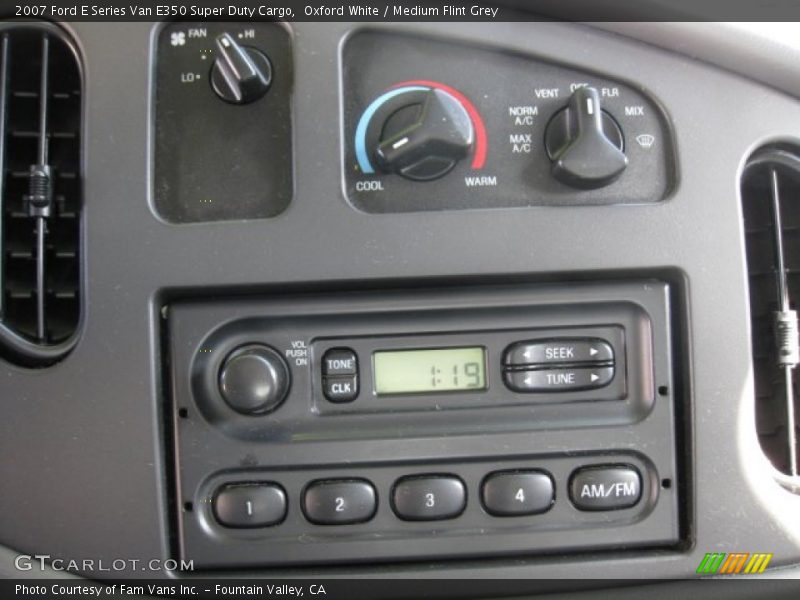 Audio System of 2007 E Series Van E350 Super Duty Cargo