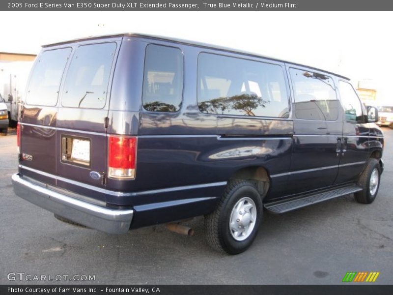  2005 E Series Van E350 Super Duty XLT Extended Passenger True Blue Metallic