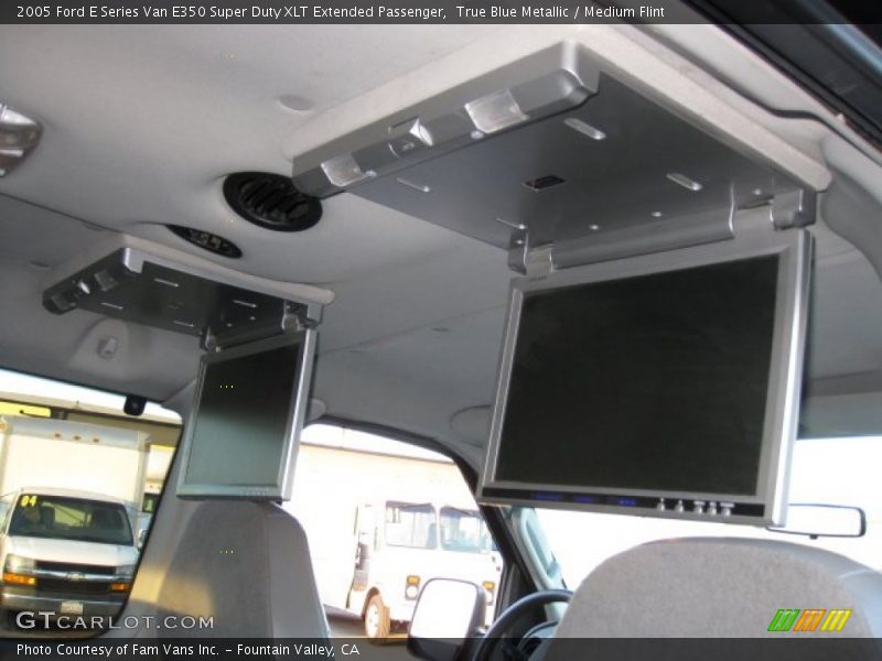 True Blue Metallic / Medium Flint 2005 Ford E Series Van E350 Super Duty XLT Extended Passenger