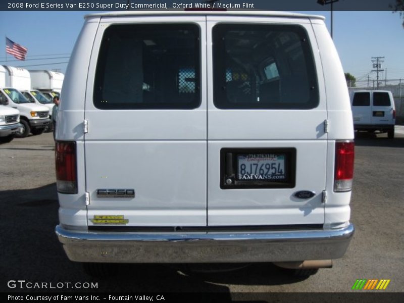 Oxford White / Medium Flint 2008 Ford E Series Van E250 Super Duty Commericial