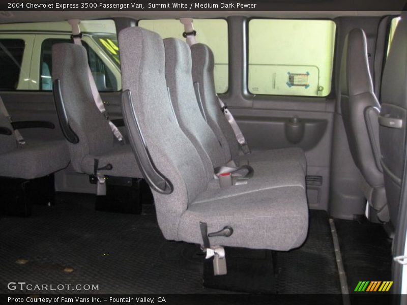 Summit White / Medium Dark Pewter 2004 Chevrolet Express 3500 Passenger Van