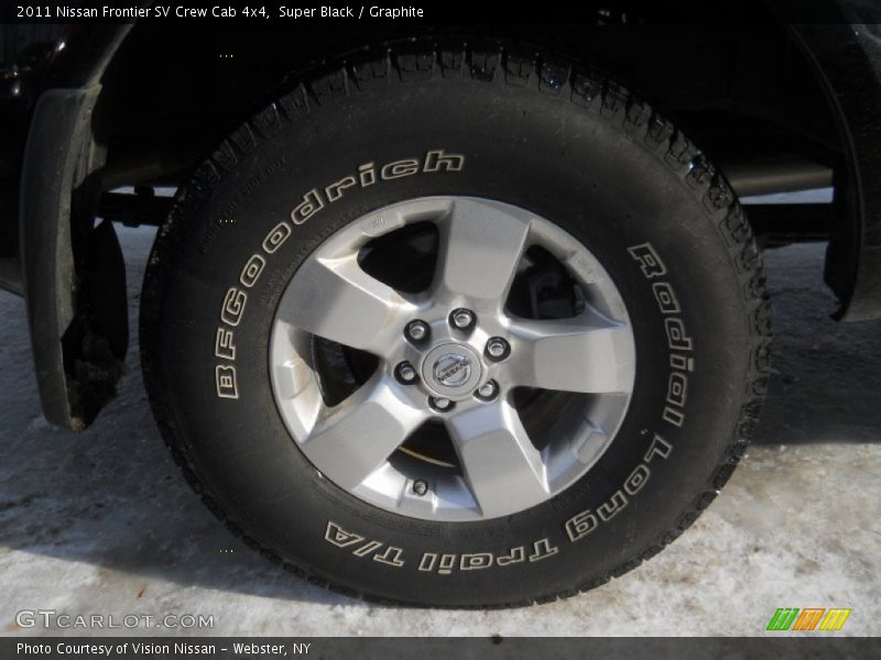 Super Black / Graphite 2011 Nissan Frontier SV Crew Cab 4x4