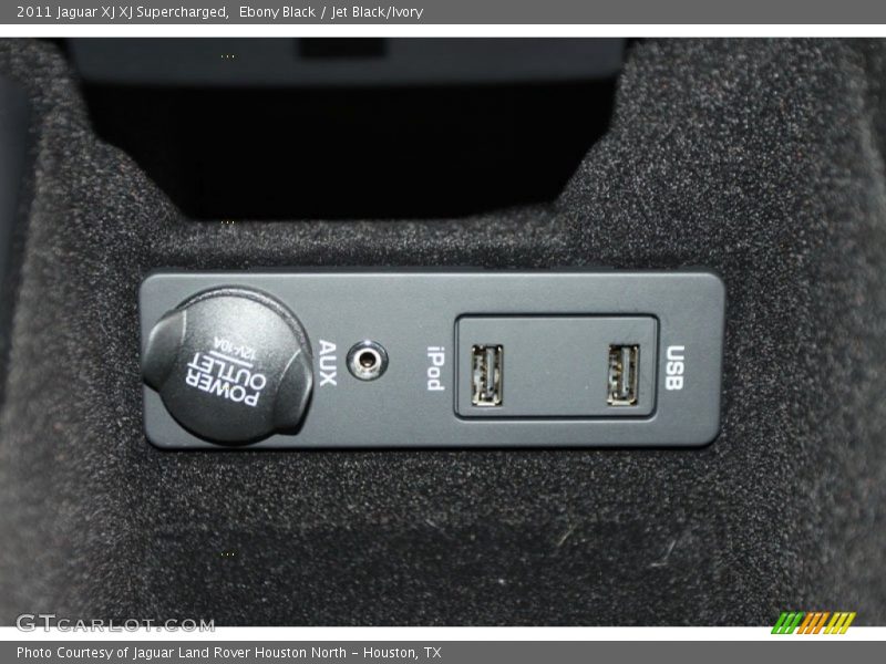 Ebony Black / Jet Black/Ivory 2011 Jaguar XJ XJ Supercharged