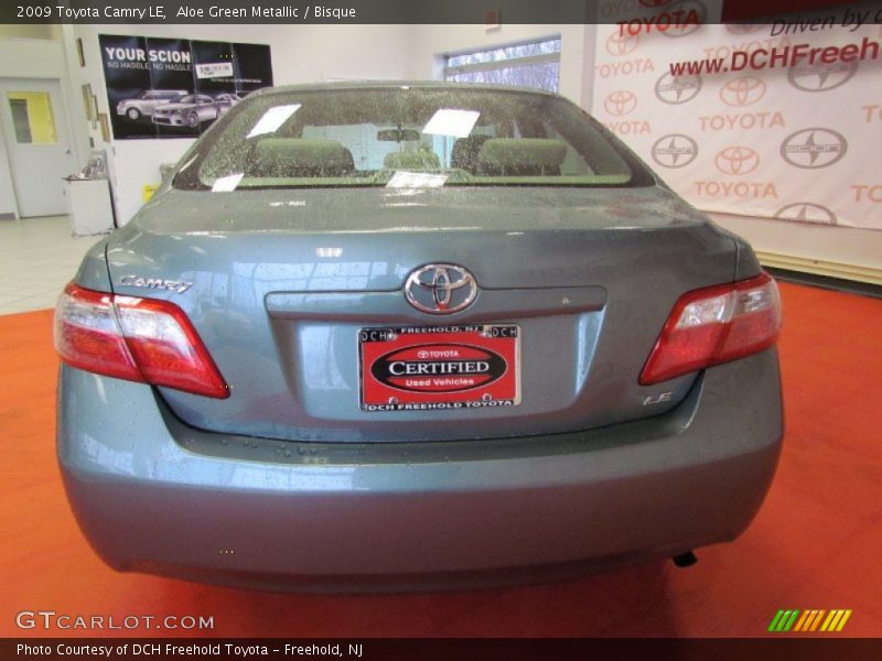 Aloe Green Metallic / Bisque 2009 Toyota Camry LE
