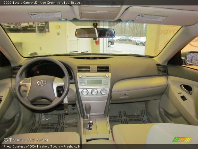 Aloe Green Metallic / Bisque 2009 Toyota Camry LE