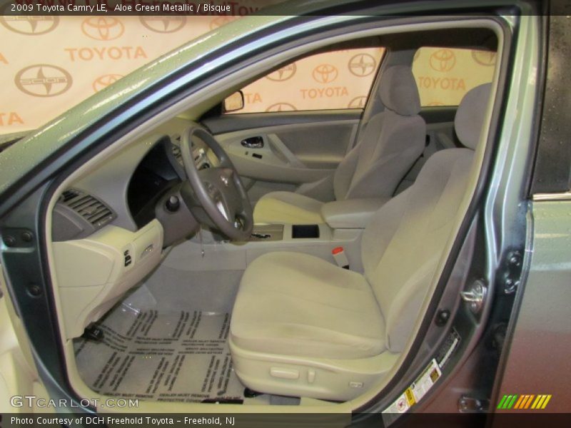 Aloe Green Metallic / Bisque 2009 Toyota Camry LE