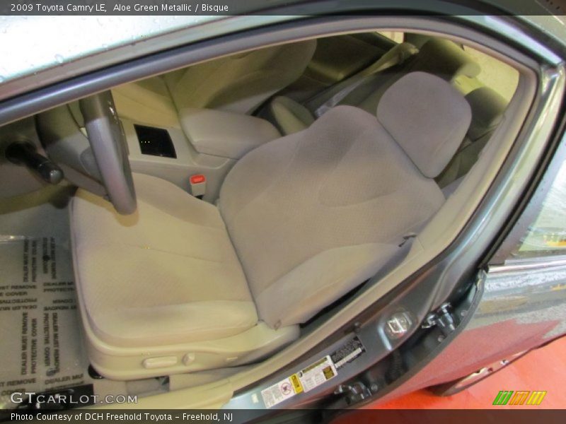 Aloe Green Metallic / Bisque 2009 Toyota Camry LE
