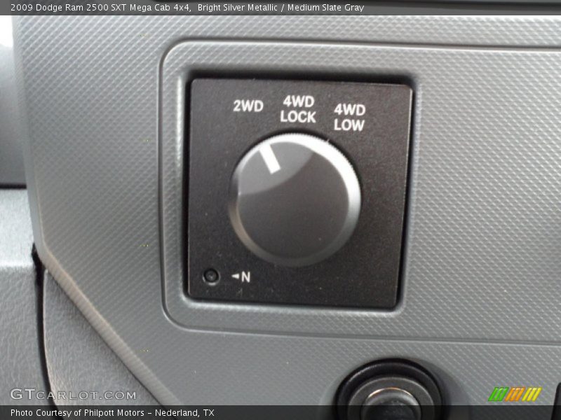 Controls of 2009 Ram 2500 SXT Mega Cab 4x4