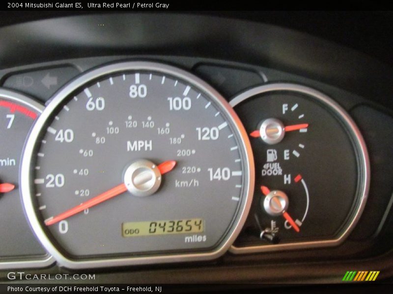 Ultra Red Pearl / Petrol Gray 2004 Mitsubishi Galant ES