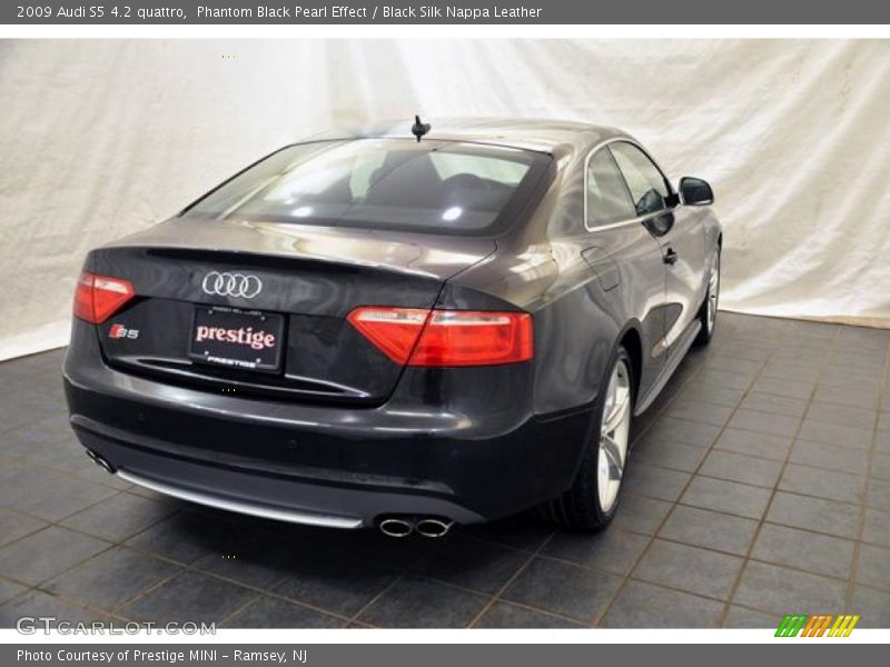 Phantom Black Pearl Effect / Black Silk Nappa Leather 2009 Audi S5 4.2 quattro